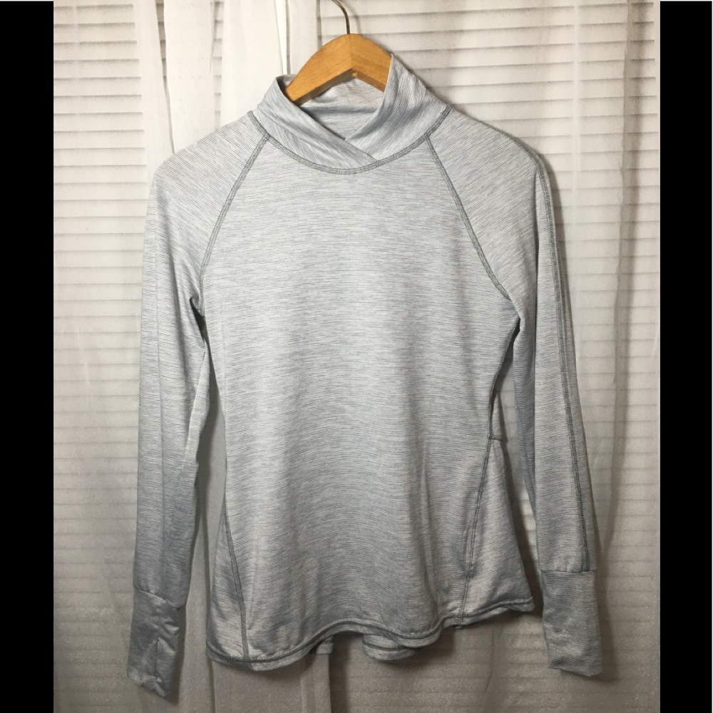 Women’s Apana Grey long sleeve top Size Small